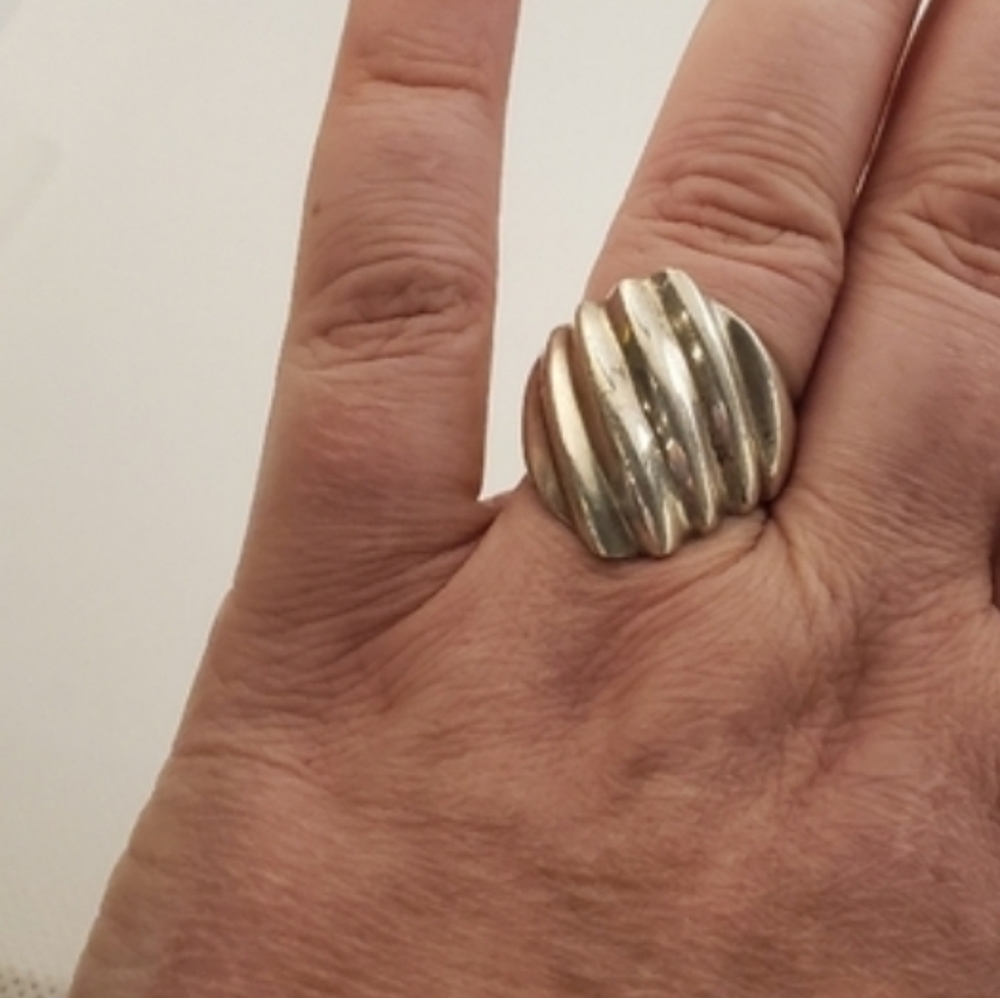 Mexico .925 Solid Sterling Silver Dome Ring 9.25 - image 1